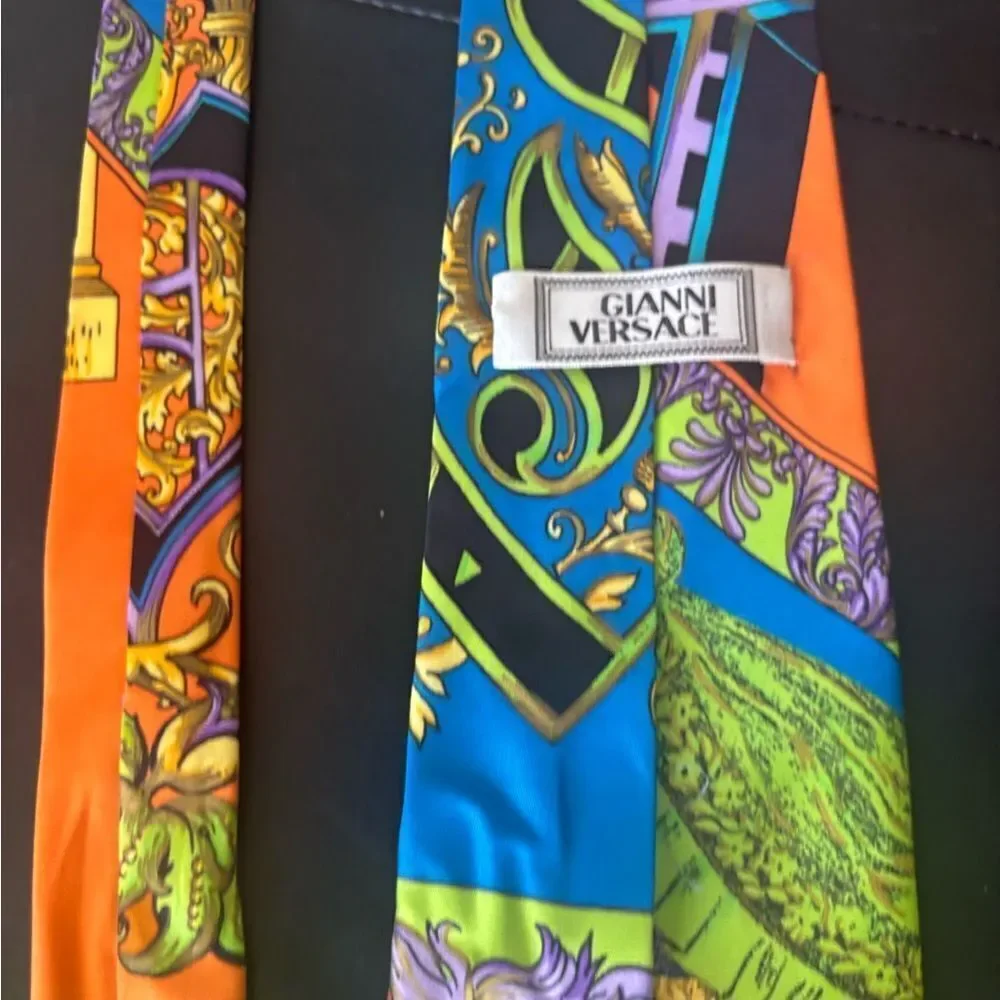 Versace liquidation sale